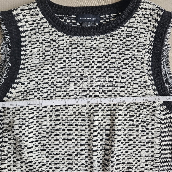 Club Monaco Black and White Sleeveless Sweater Top Size M - Picture 6 of 7